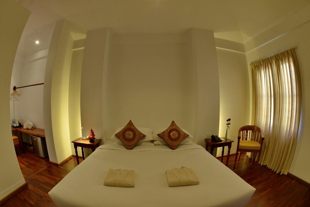 Oasis Hotel Nyaung-U Ngoại thất bức ảnh