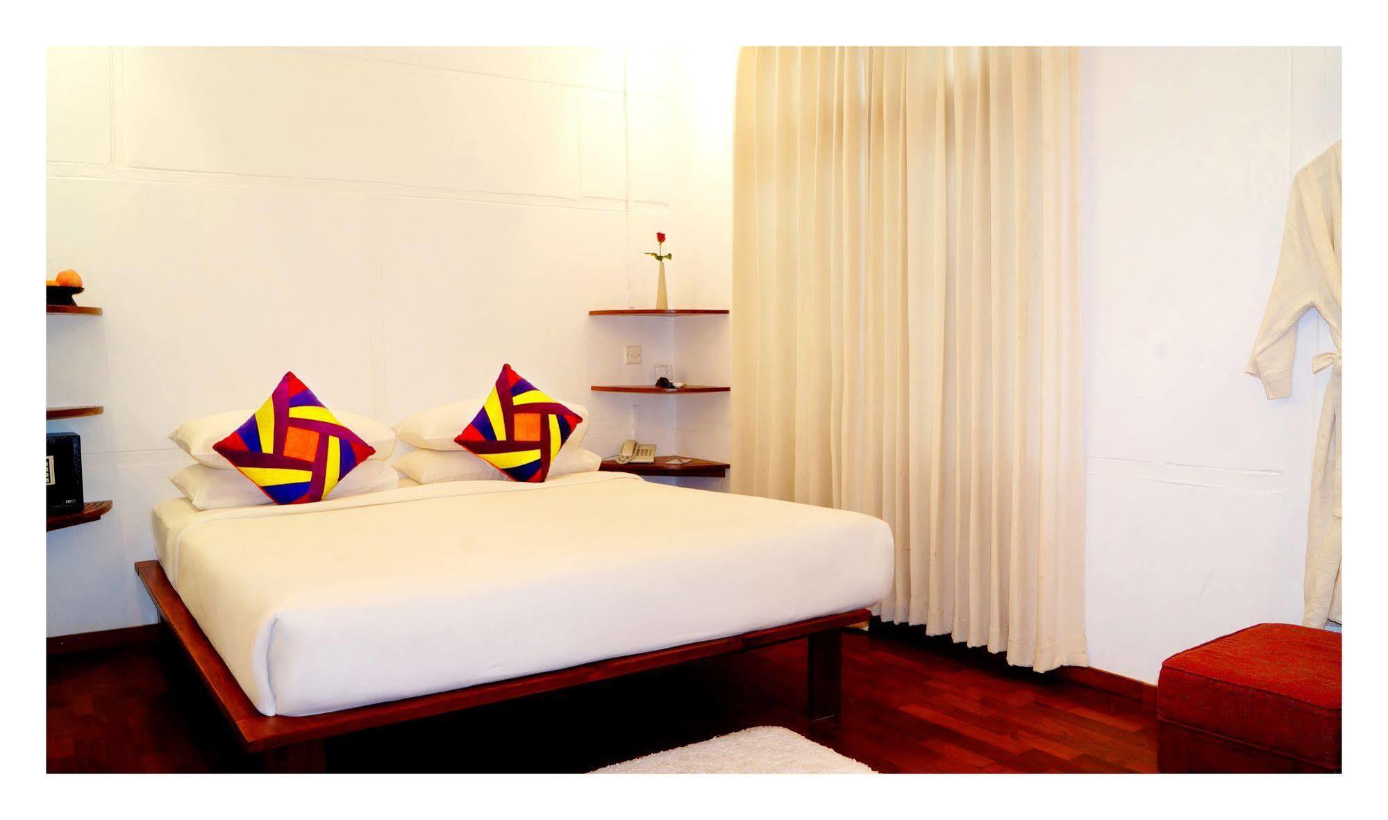 Oasis Hotel Nyaung-U Ngoại thất bức ảnh