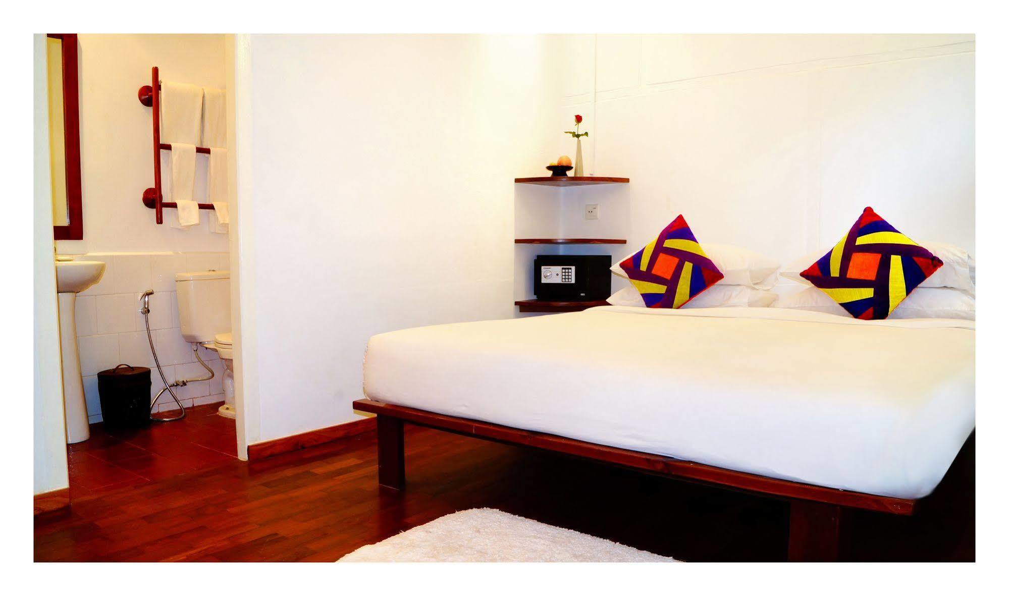 Oasis Hotel Nyaung-U Ngoại thất bức ảnh