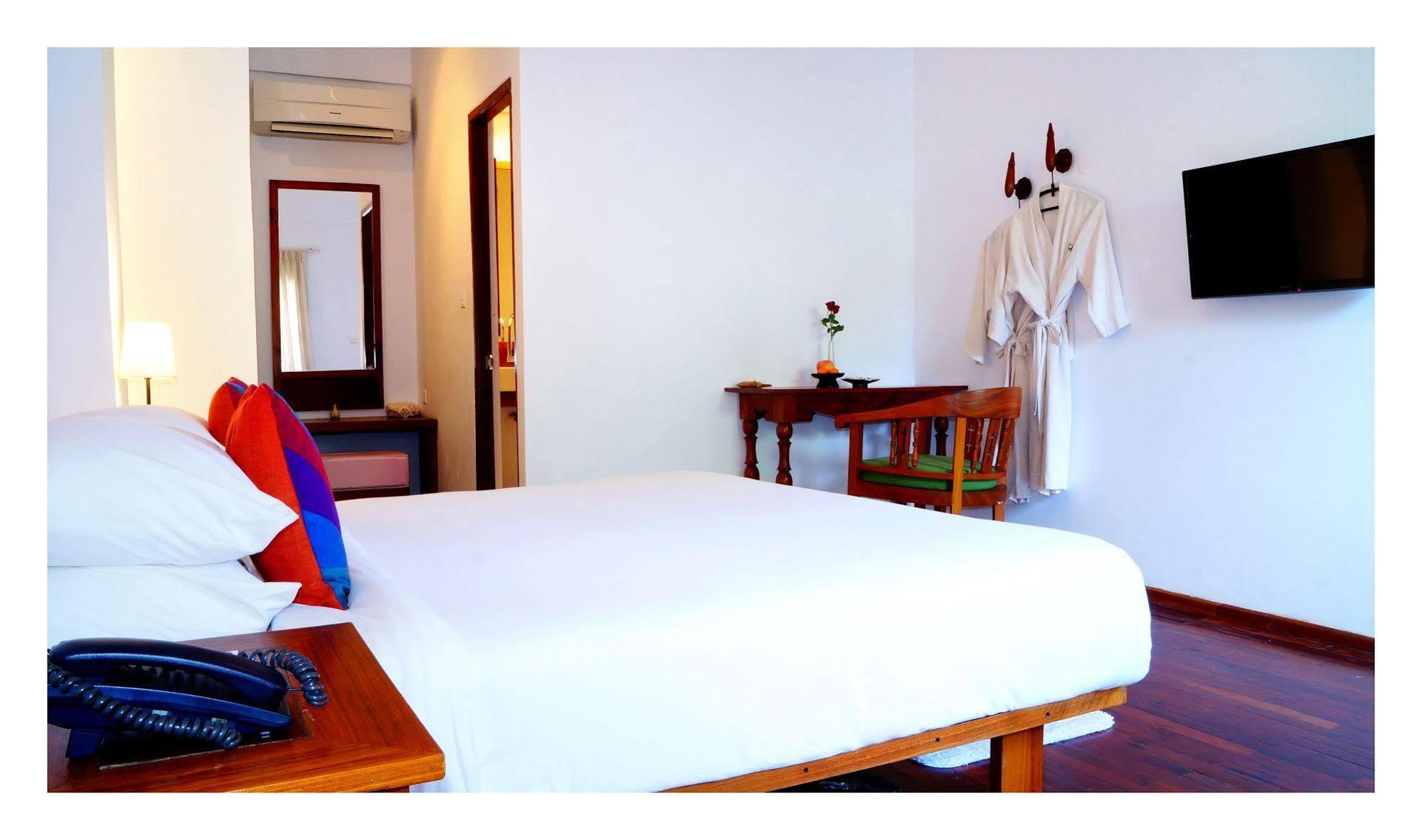 Oasis Hotel Nyaung-U Ngoại thất bức ảnh