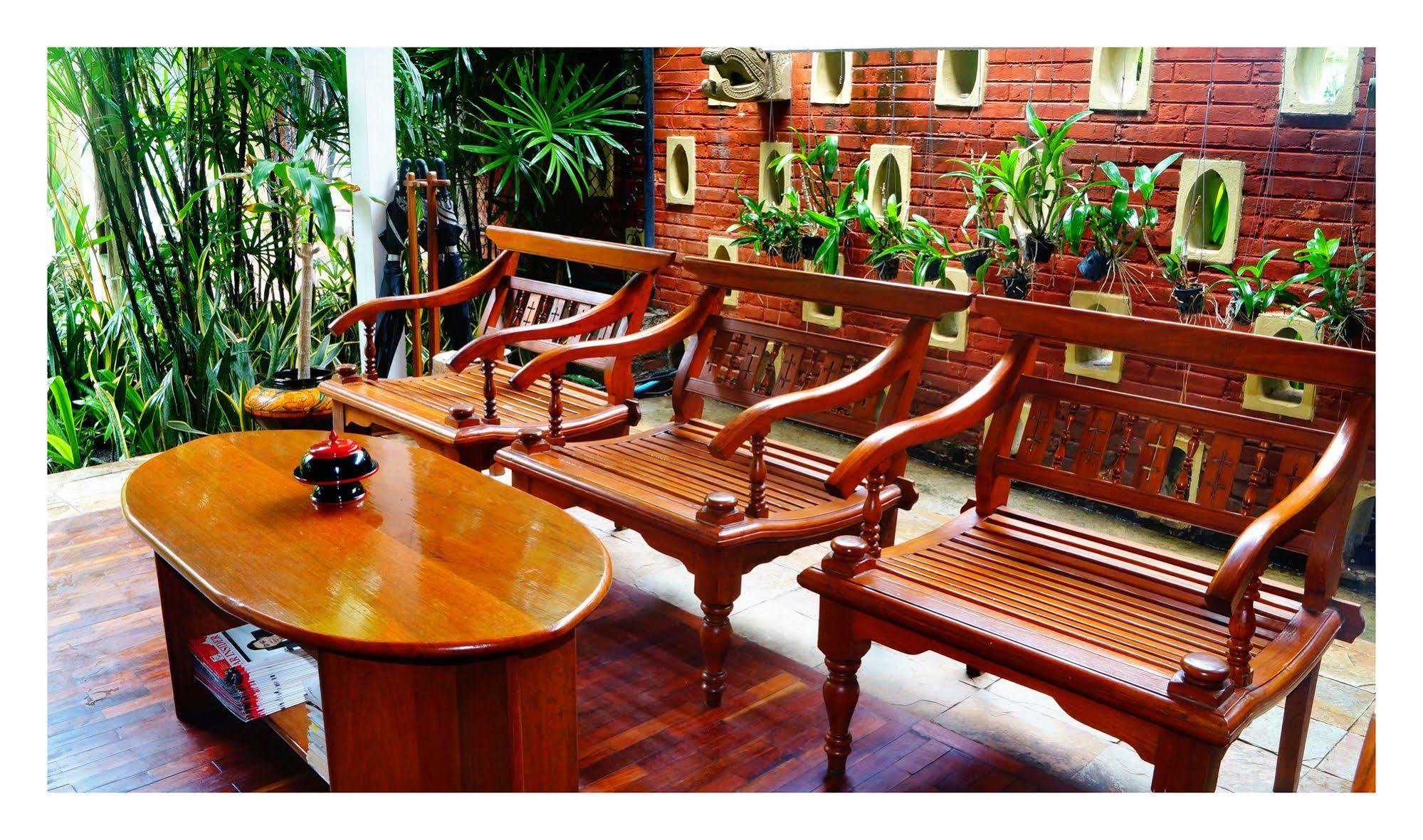 Oasis Hotel Nyaung-U Ngoại thất bức ảnh