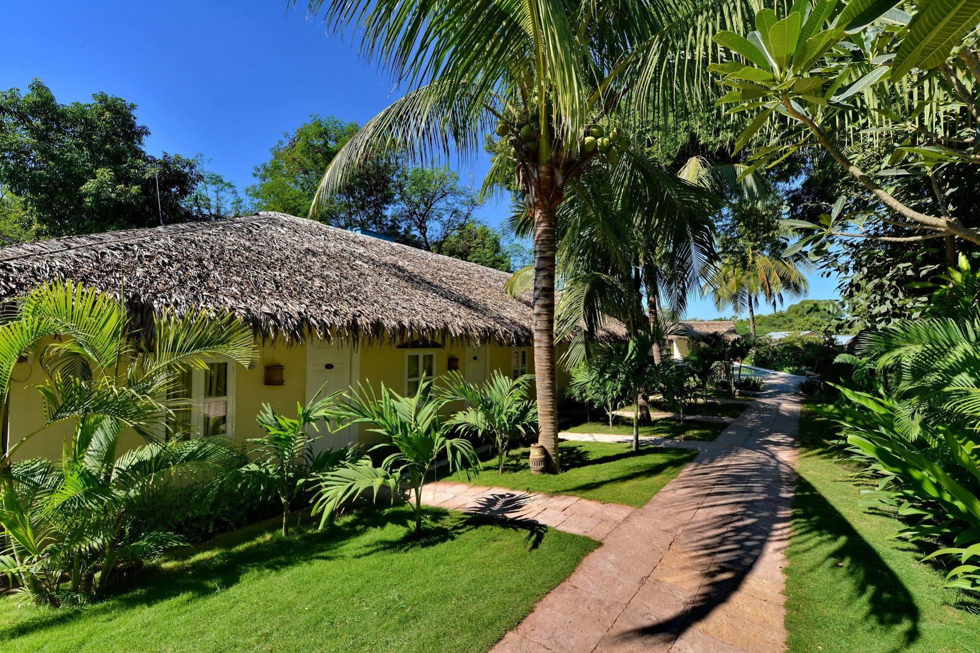 Oasis Hotel Nyaung-U Ngoại thất bức ảnh