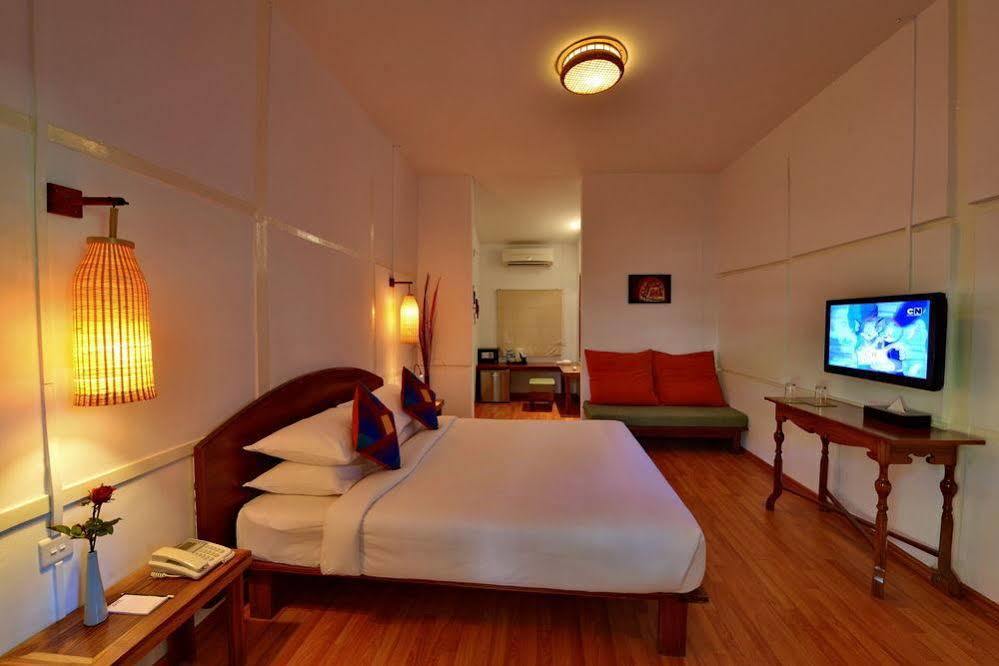 Oasis Hotel Nyaung-U Ngoại thất bức ảnh